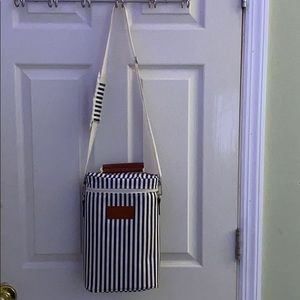 New never used Kato wine insulted bag